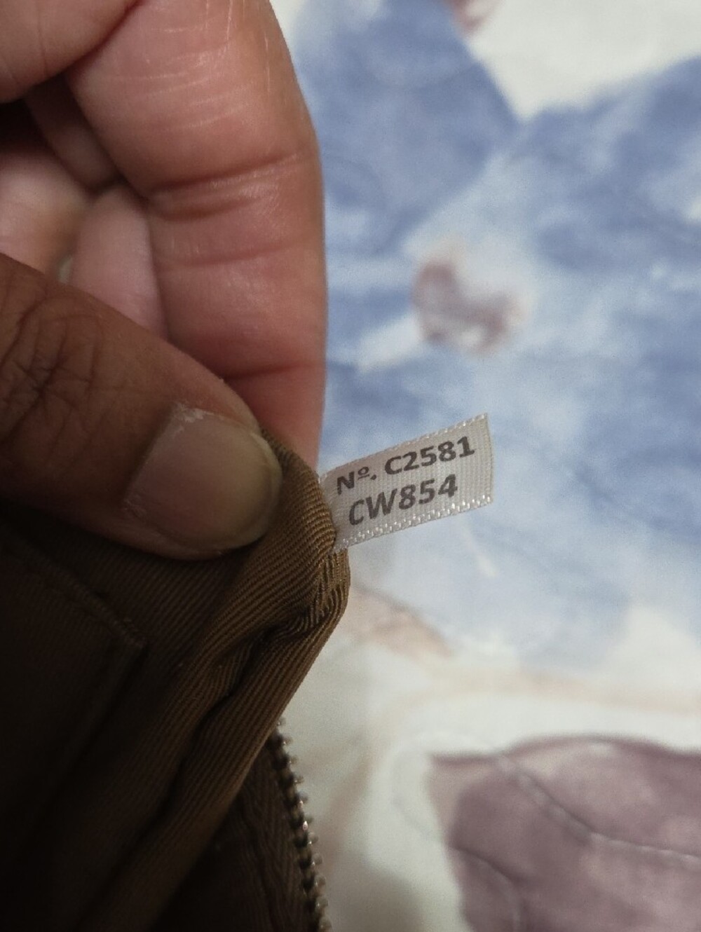 NWT Coach Beige/Tan Signature Wristlet Clutch - Picture 7 of 11